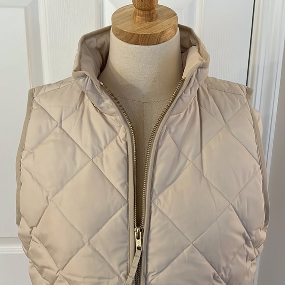 J. Crew ivory puffer vest - Picture 10 of 15